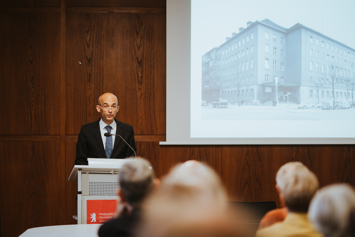 HWR Berlin: Prof. Dr. Andreas Zaby spricht bei Buchvorstellung am 7. Oktober 2019