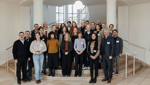 Gruppenfoto Konferenz Liefer- und Wertschöfpungsketten