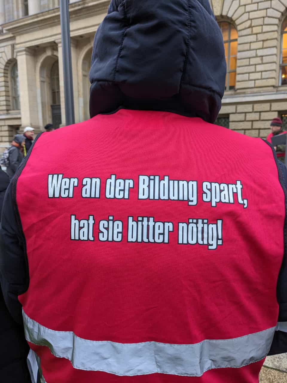 Person bei einer Demonstration